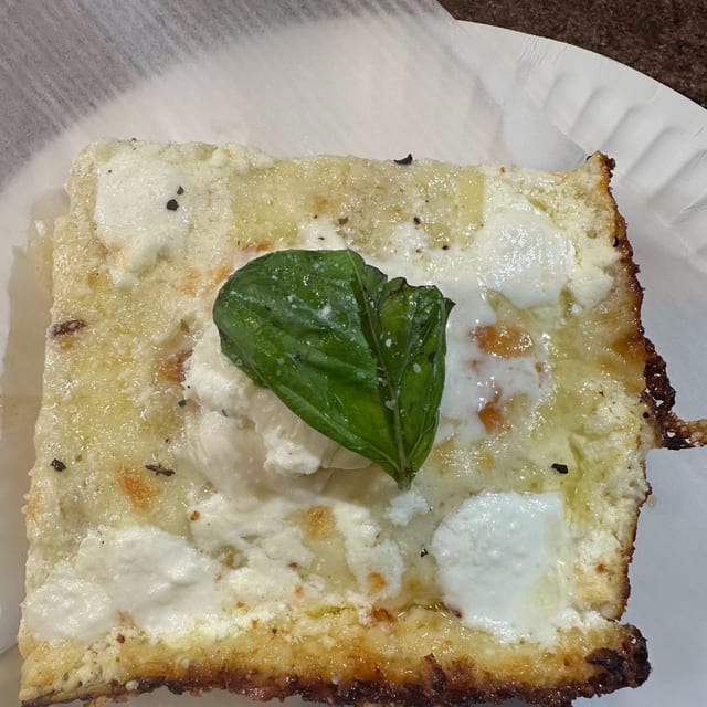 6 Cheese White Detroit.