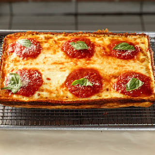 Detroit Red Detroit Pizza
