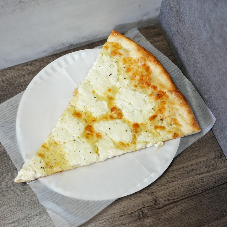 Thin Crust Pizza Perfection